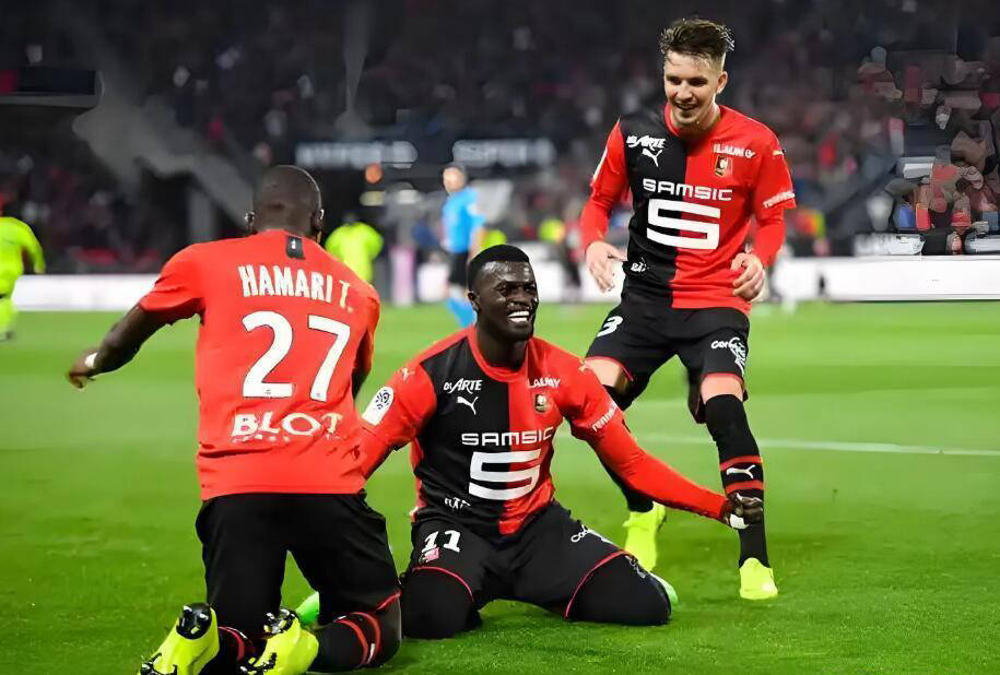 4月3日西甲焦点战：巴列卡诺主场迎战埃尔切，保级关键对决